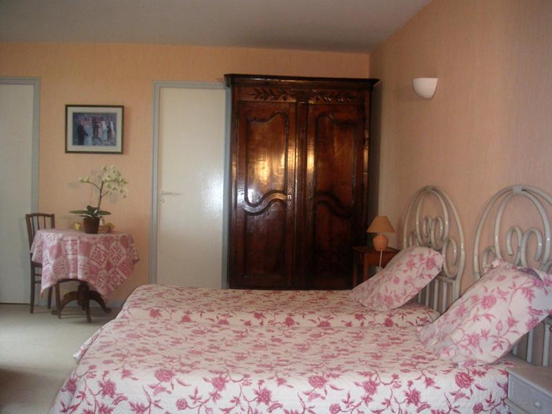 La Poiriere Bed & Breakfast Chemellier Ruang foto